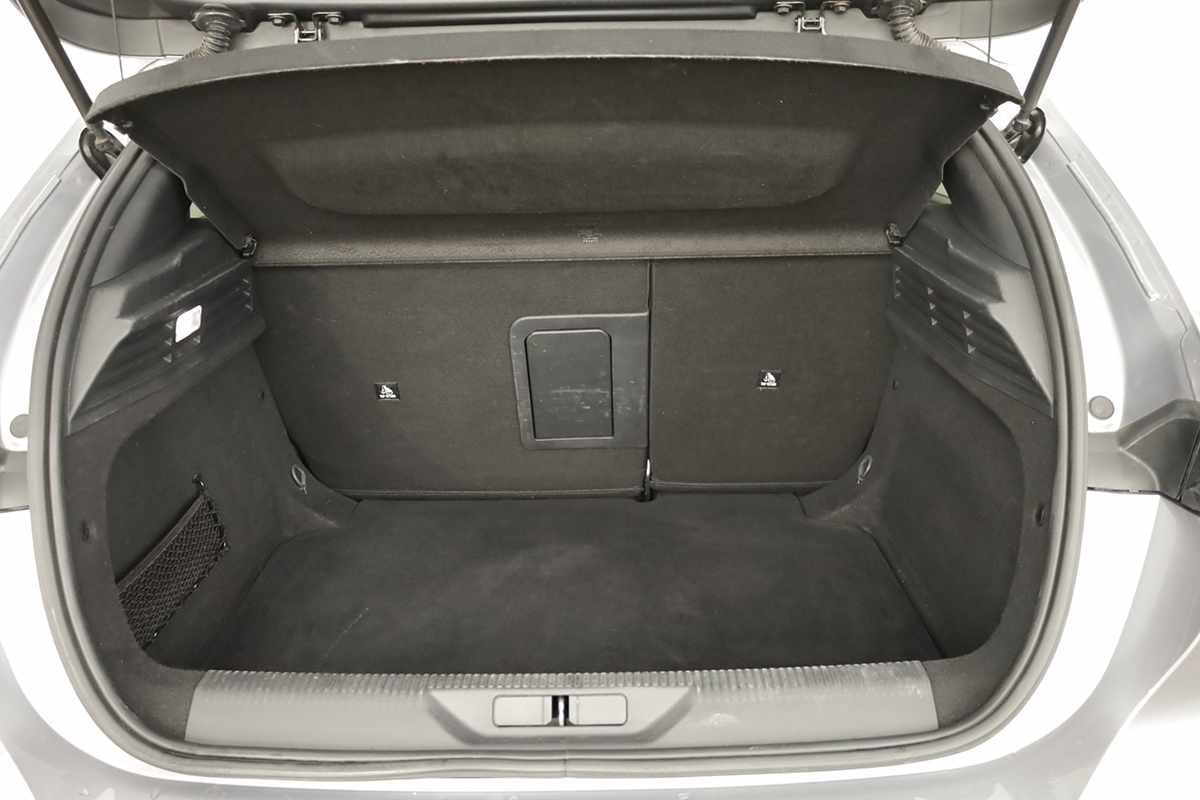 peugeot-308-2024-gasolina-1199cc