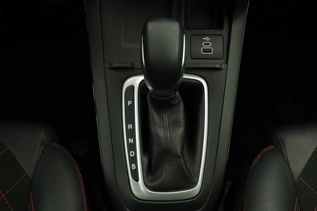 ford-puma-2025-gasolina-998cc