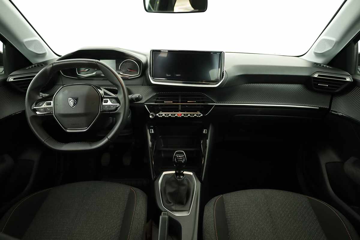 peugeot-208-2025-gasolina-1199cc