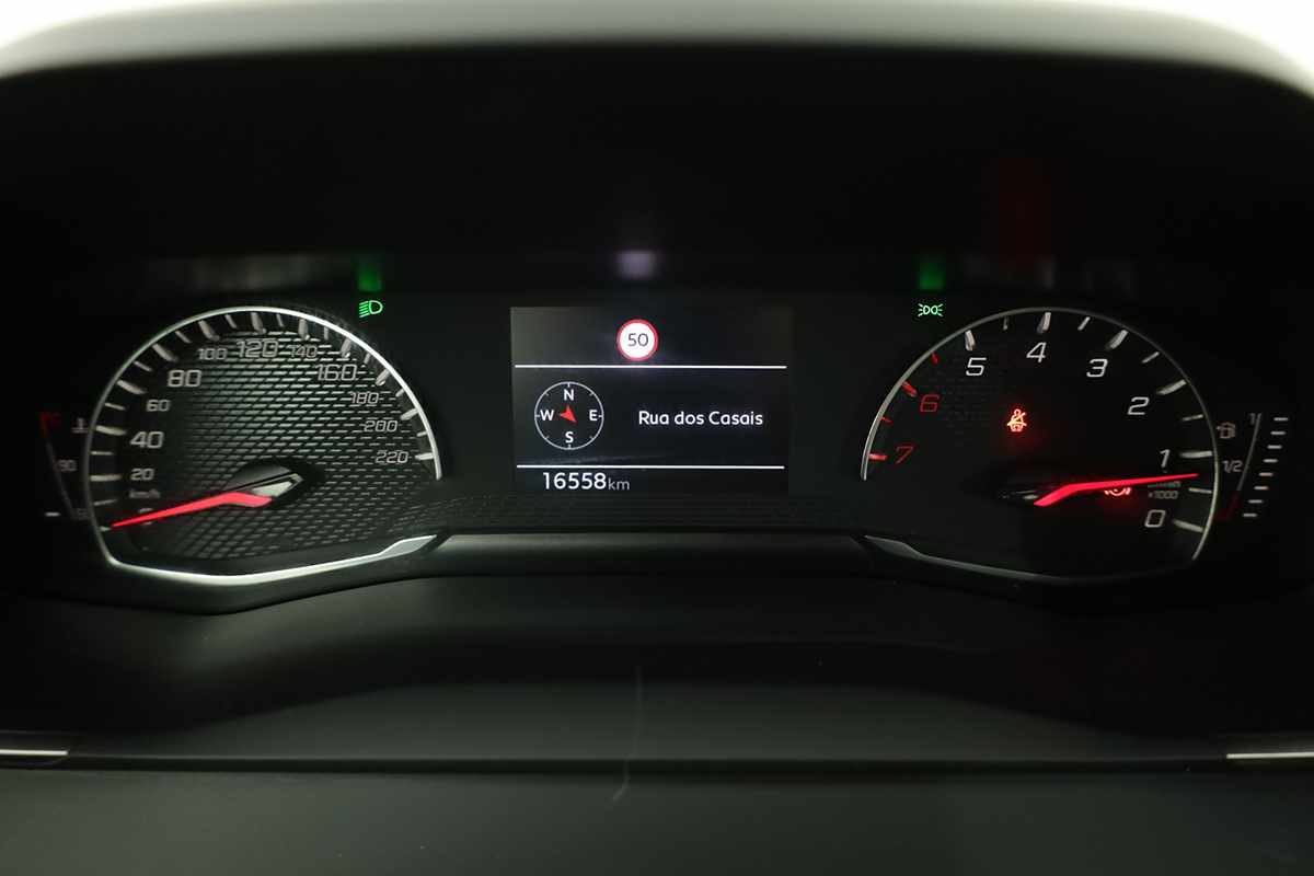 peugeot-208-2025-gasolina-1199cc