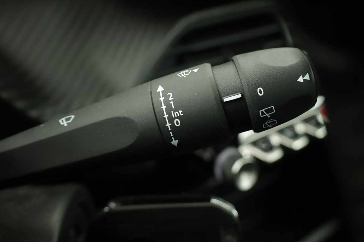 peugeot-208-2025-gasolina-1199cc