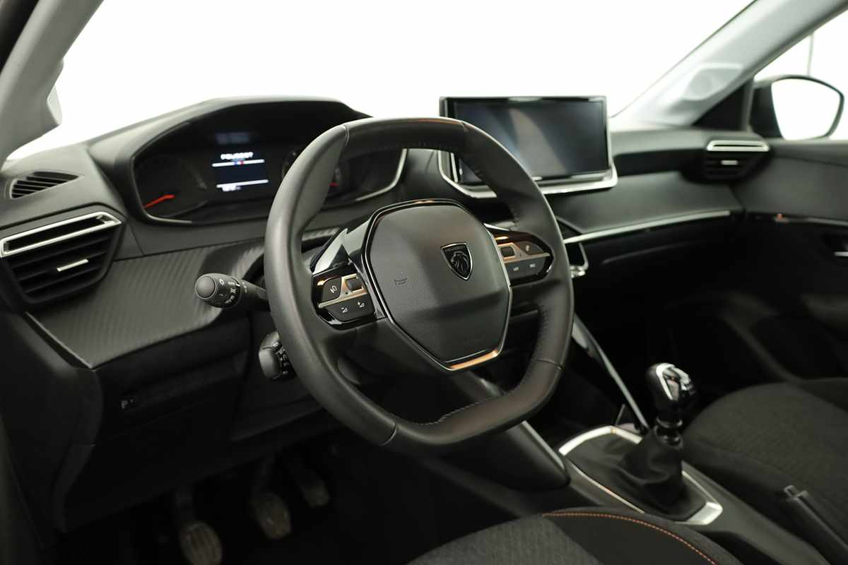 peugeot-208-2025-gasolina-1199cc