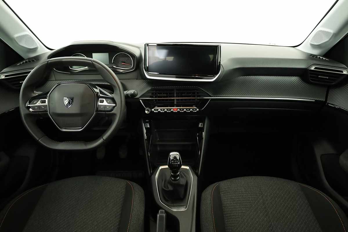 peugeot-208-2025-gasolina-1199cc