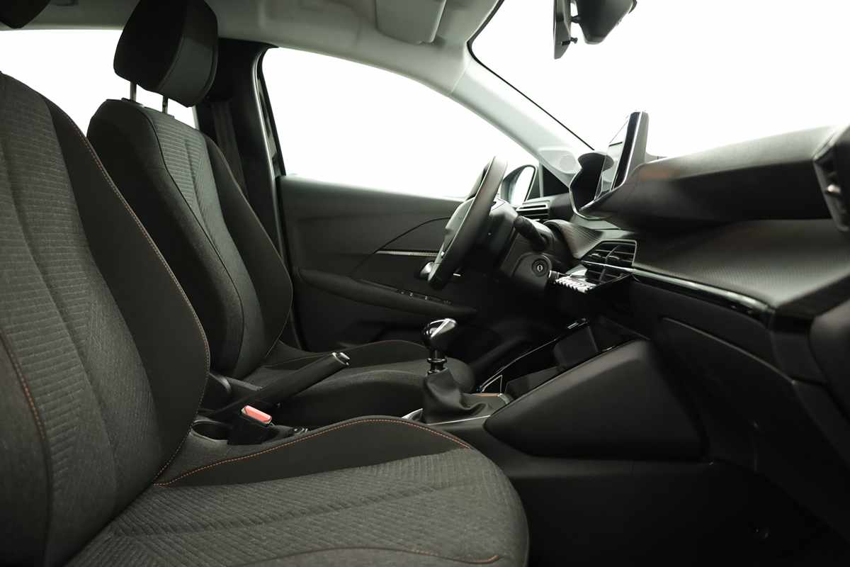 peugeot-208-2025-gasolina-1199cc
