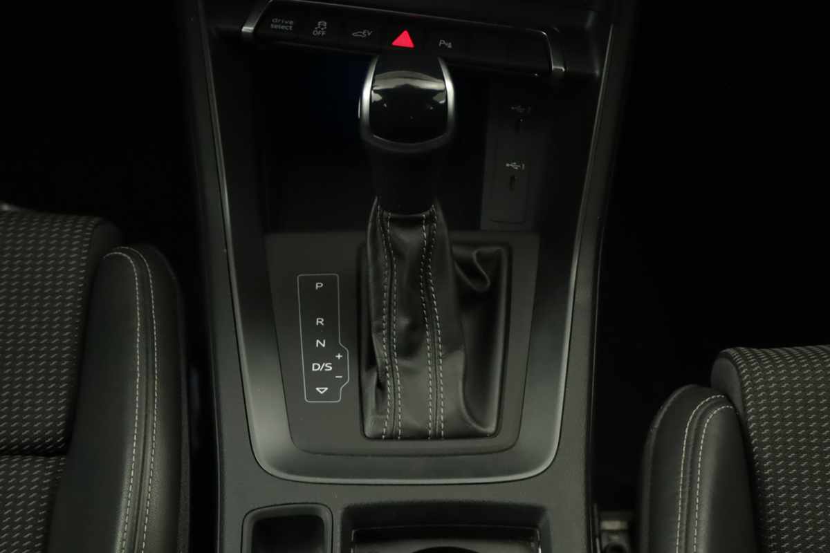 audi-q3-2024-hibrido-a-gasolina-1395cc