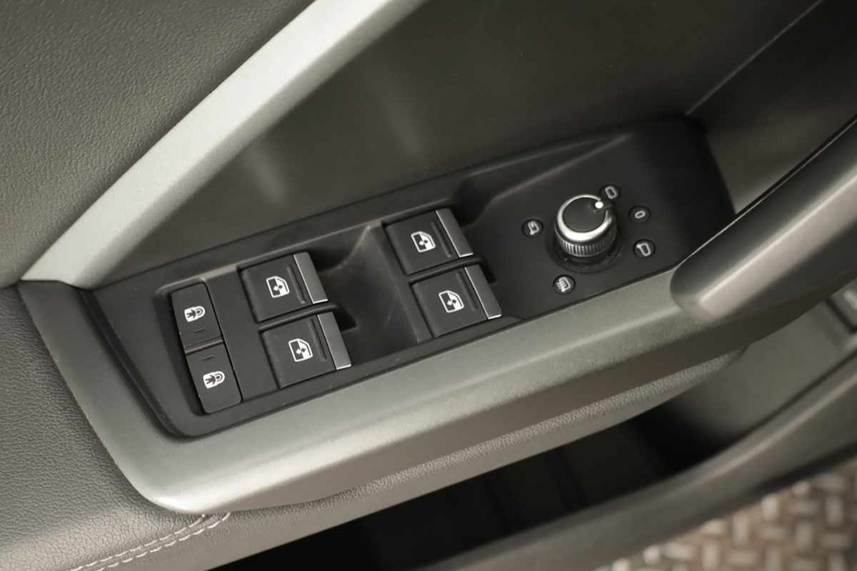 audi-q3-2024-hibrido-a-gasolina-1395cc