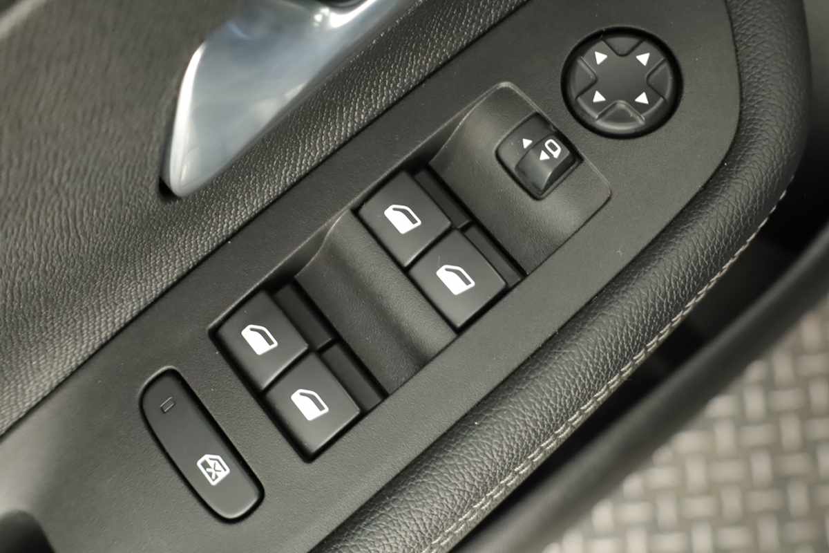 opel-mokka-2024-gasolina-1199cc