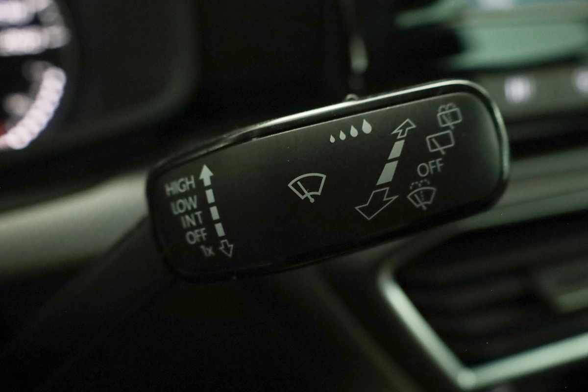 seat-leon-st-2024-gasolina-999cc