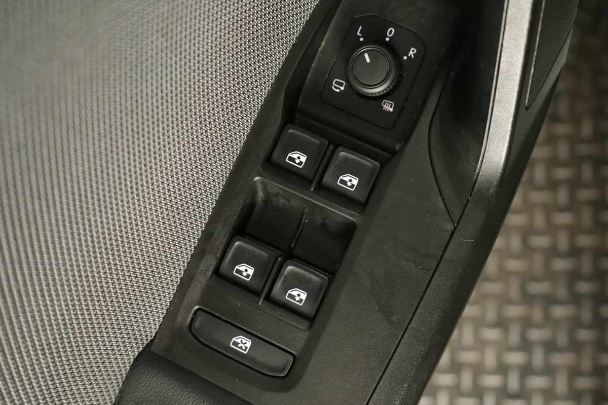 seat-leon-st-2024-gasolina-999cc