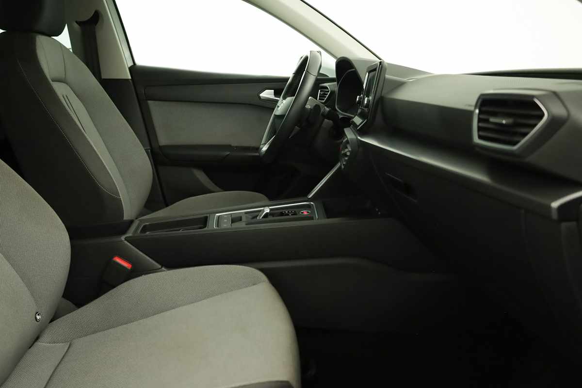 seat-leon-st-2024-gasolina-999cc