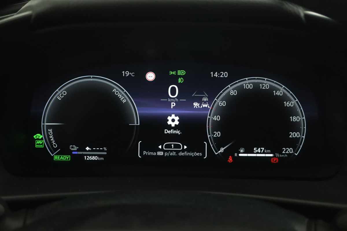 toyota-c-hr-2025-hibrido-a-gasolina-1998cc