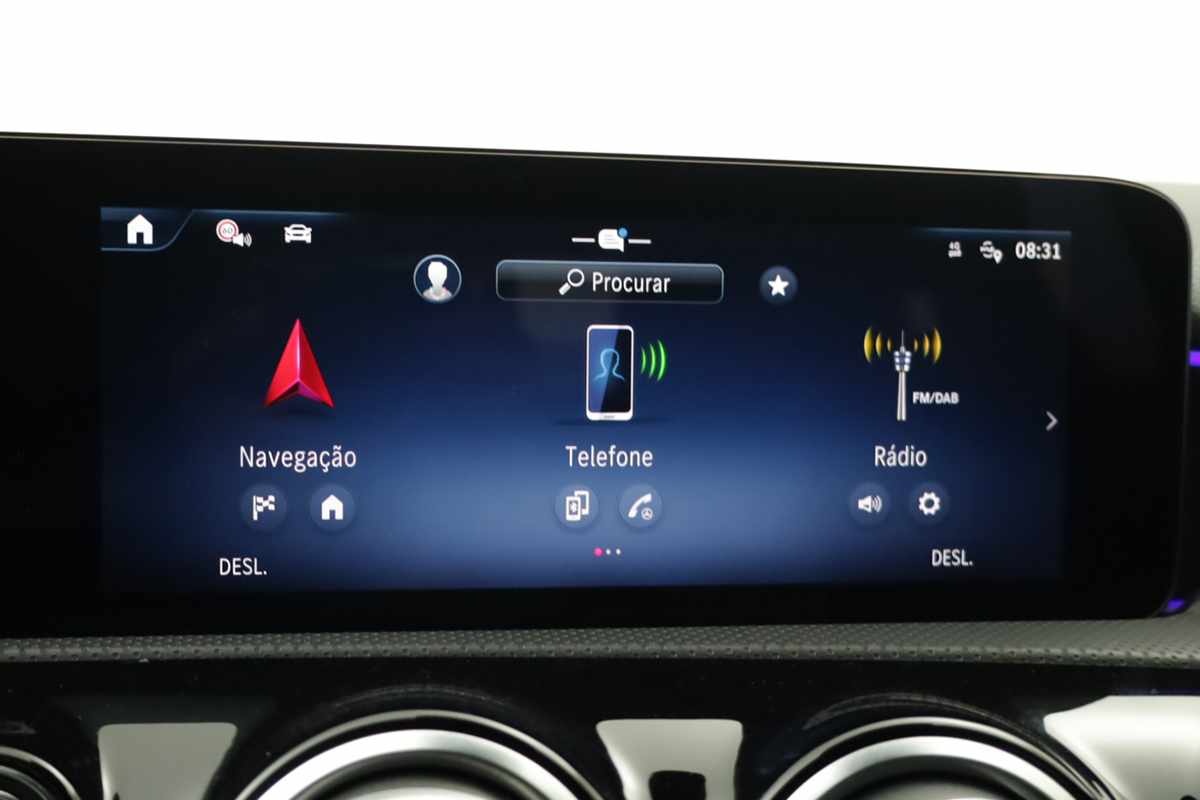 mercedes-benz-classe-a-2024-hibrido-a-gasolina-1332cc