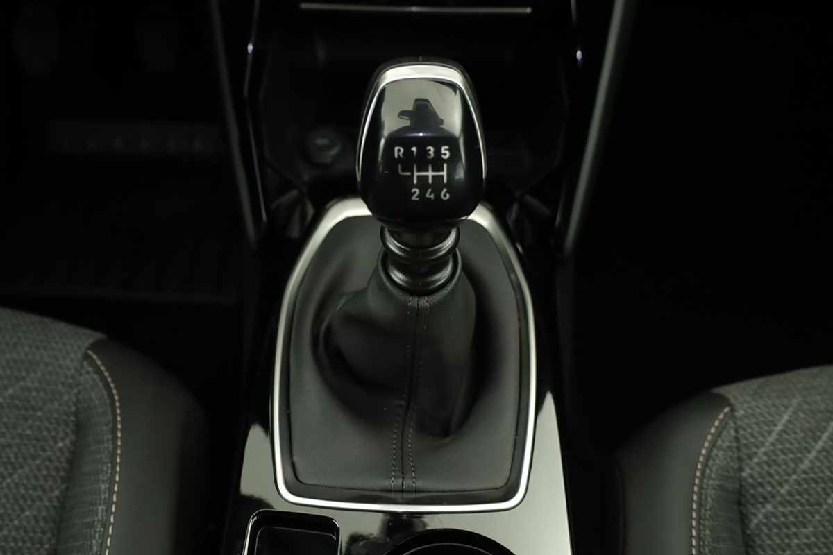 peugeot-2008-2025-gasolina-1199cc