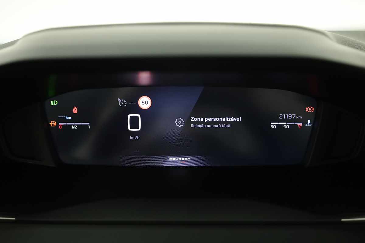 peugeot-2008-2025-gasolina-1199cc