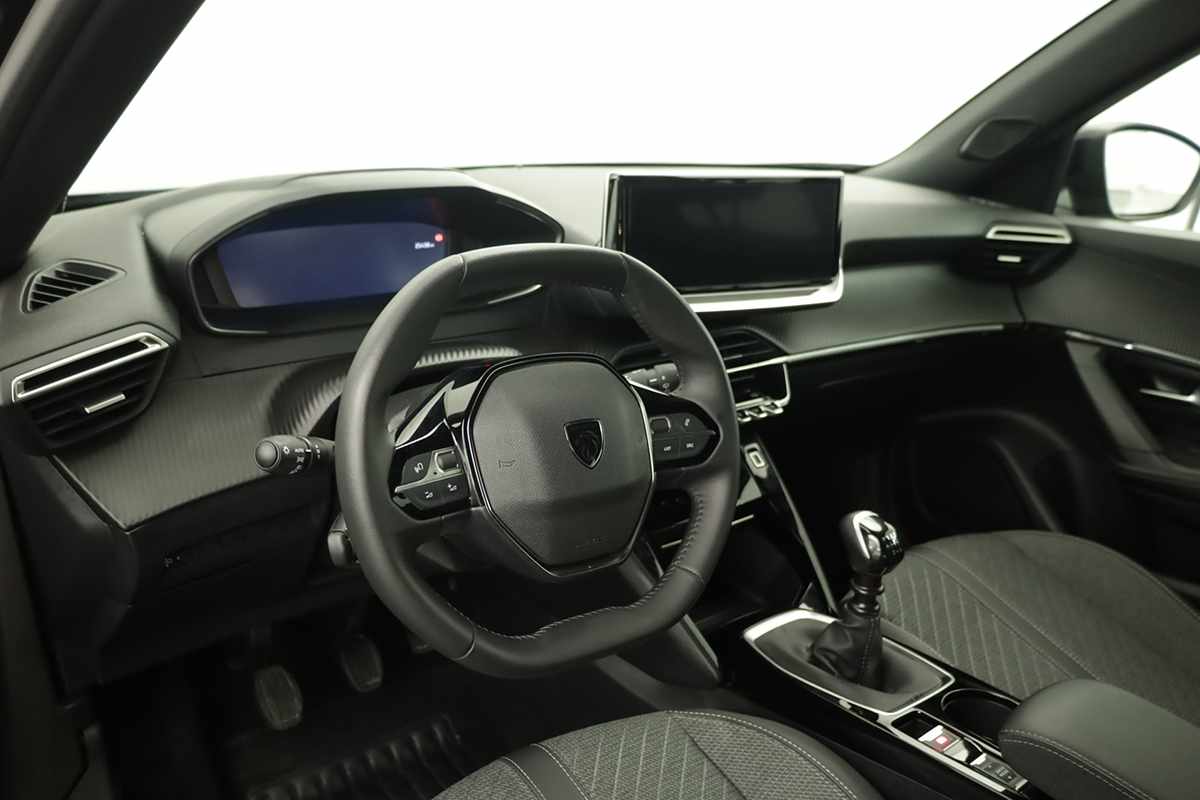 peugeot-2008-2025-gasolina-1199cc
