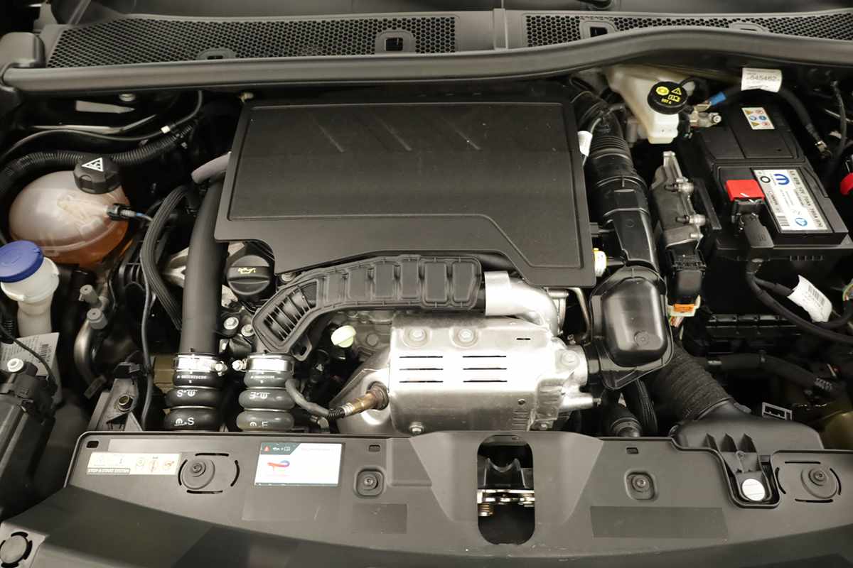 peugeot-2008-2025-gasolina-1199cc