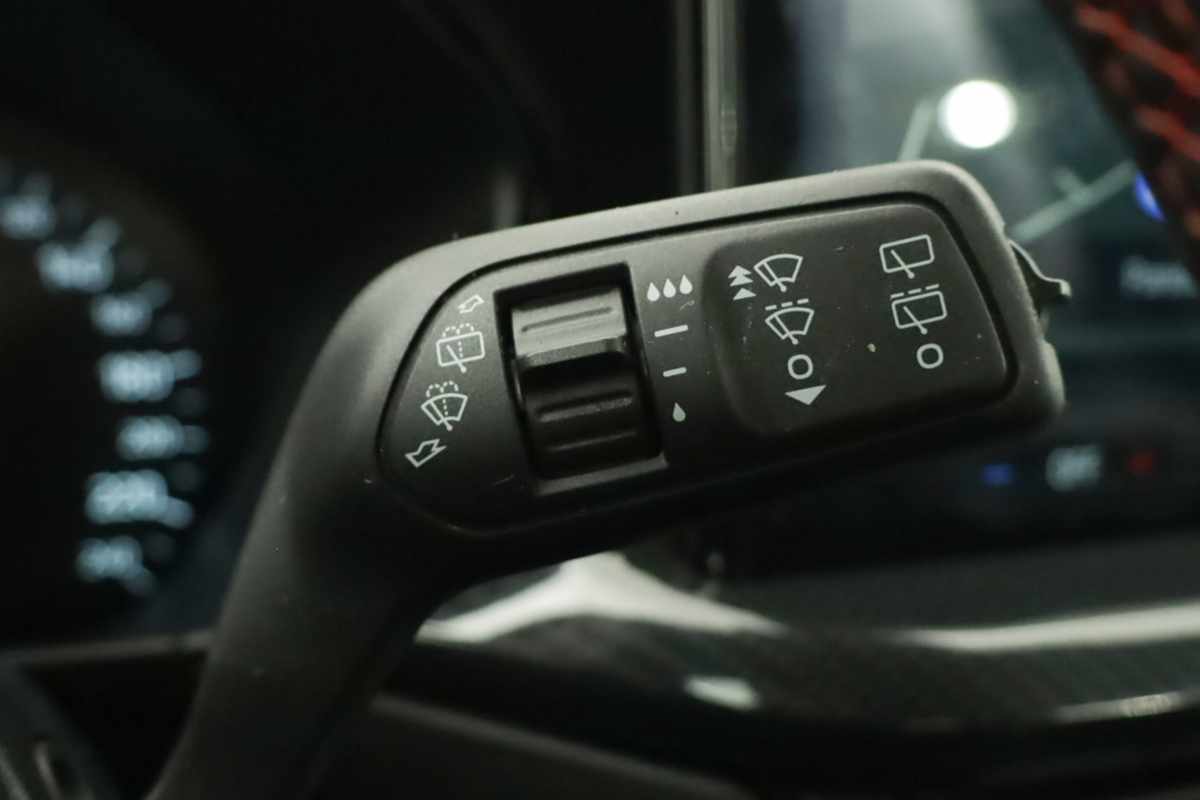 ford-focus-2025-gasolina-998cc