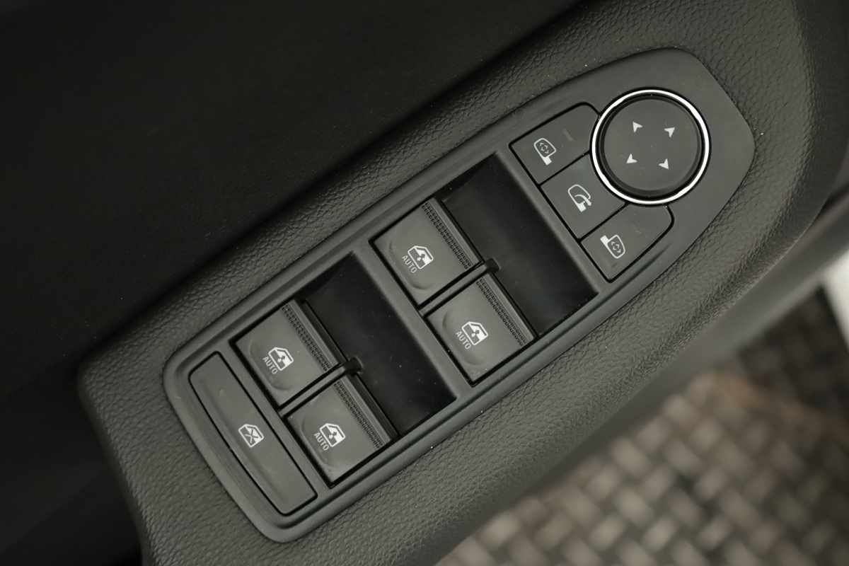 mitsubishi-colt-2025-gasolina-999cc