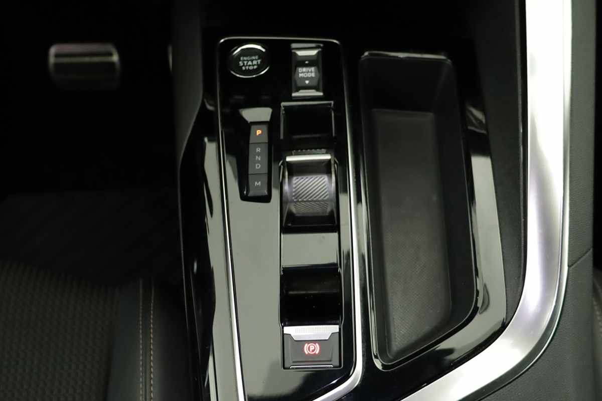 peugeot-3008-2024-gasolina-1199cc