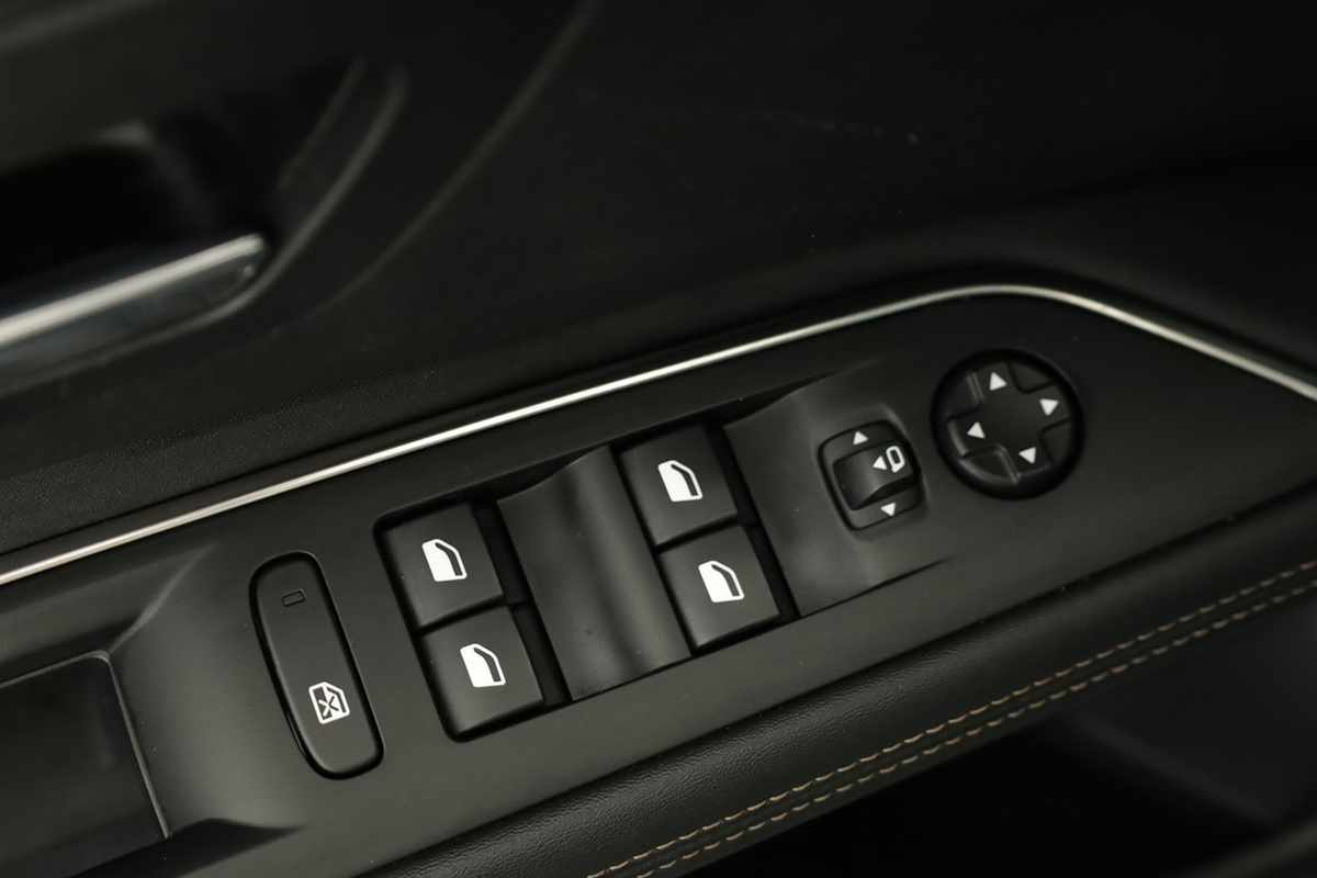 peugeot-3008-2024-gasolina-1199cc