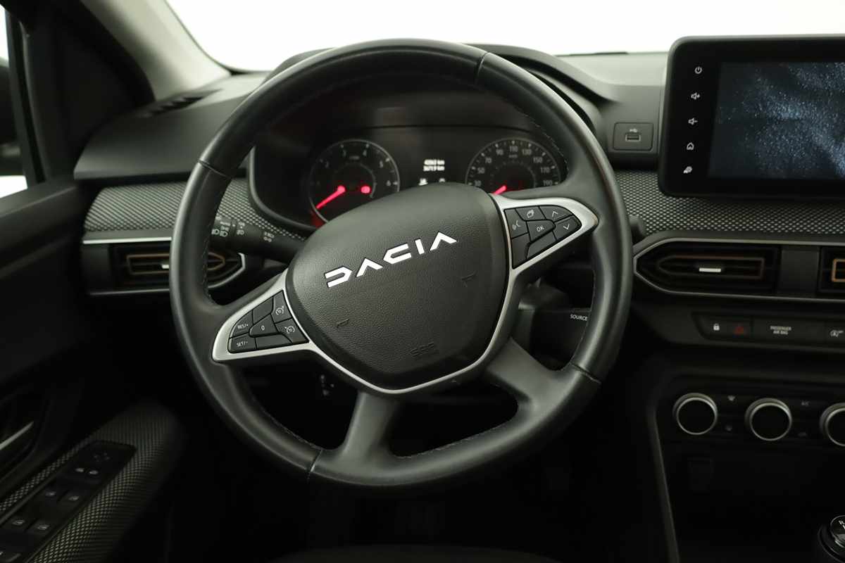 dacia-sandero-2024-gasolina-999cc