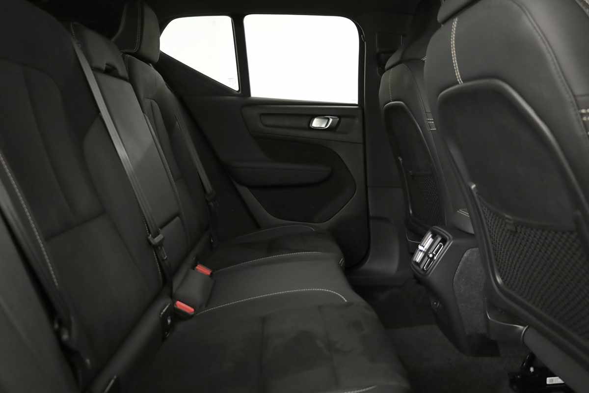 volvo-xc40-2024-gasolina-1477cc