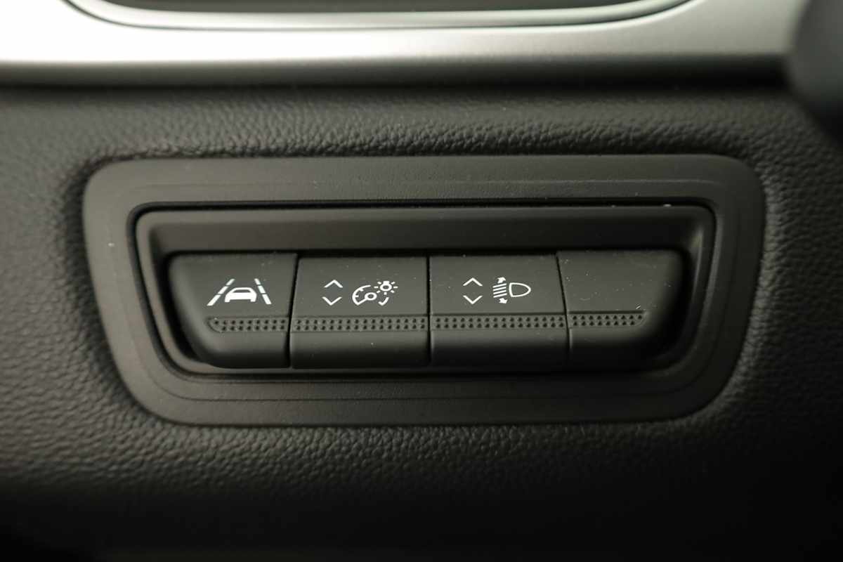 renault-captur-2023-gasolina-999cc