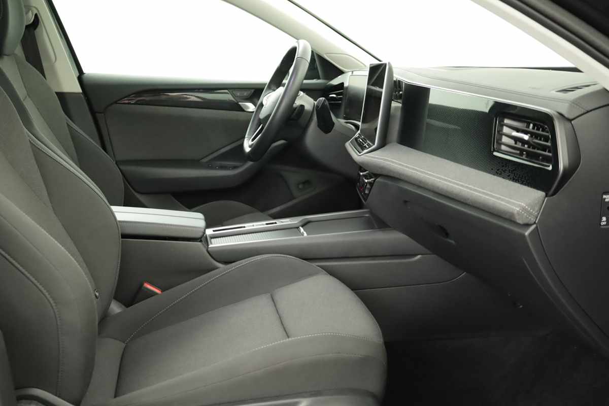 volkswagen-passat-variant-2025-hibrido-a-gasolina-1498cc
