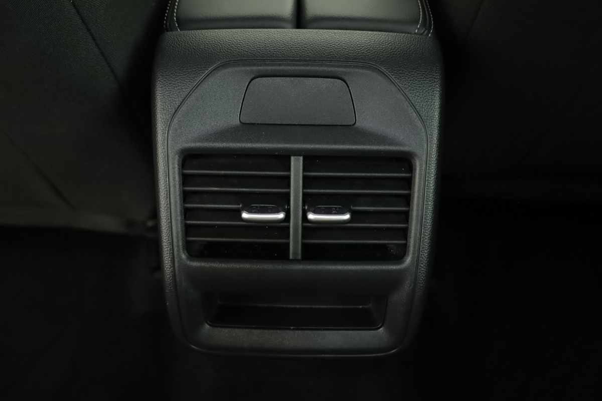 volkswagen-passat-variant-2025-hibrido-a-gasolina-1498cc