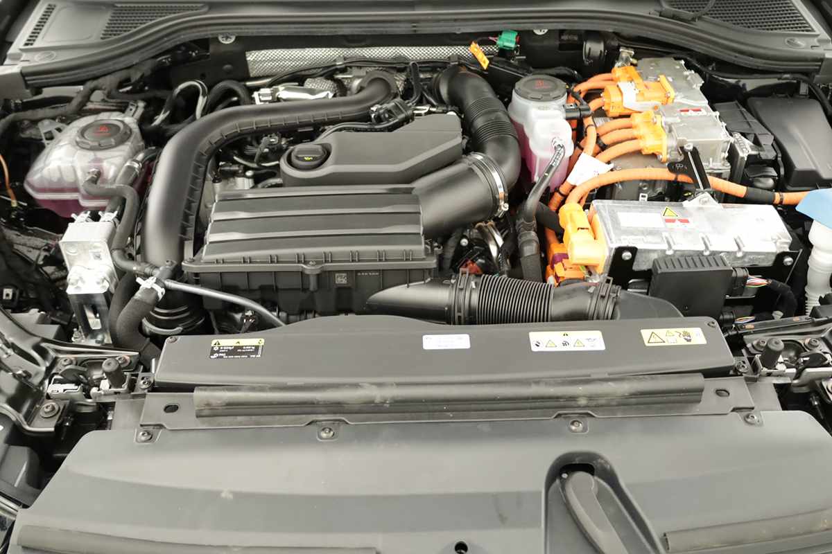 volkswagen-passat-variant-2025-hibrido-a-gasolina-1498cc