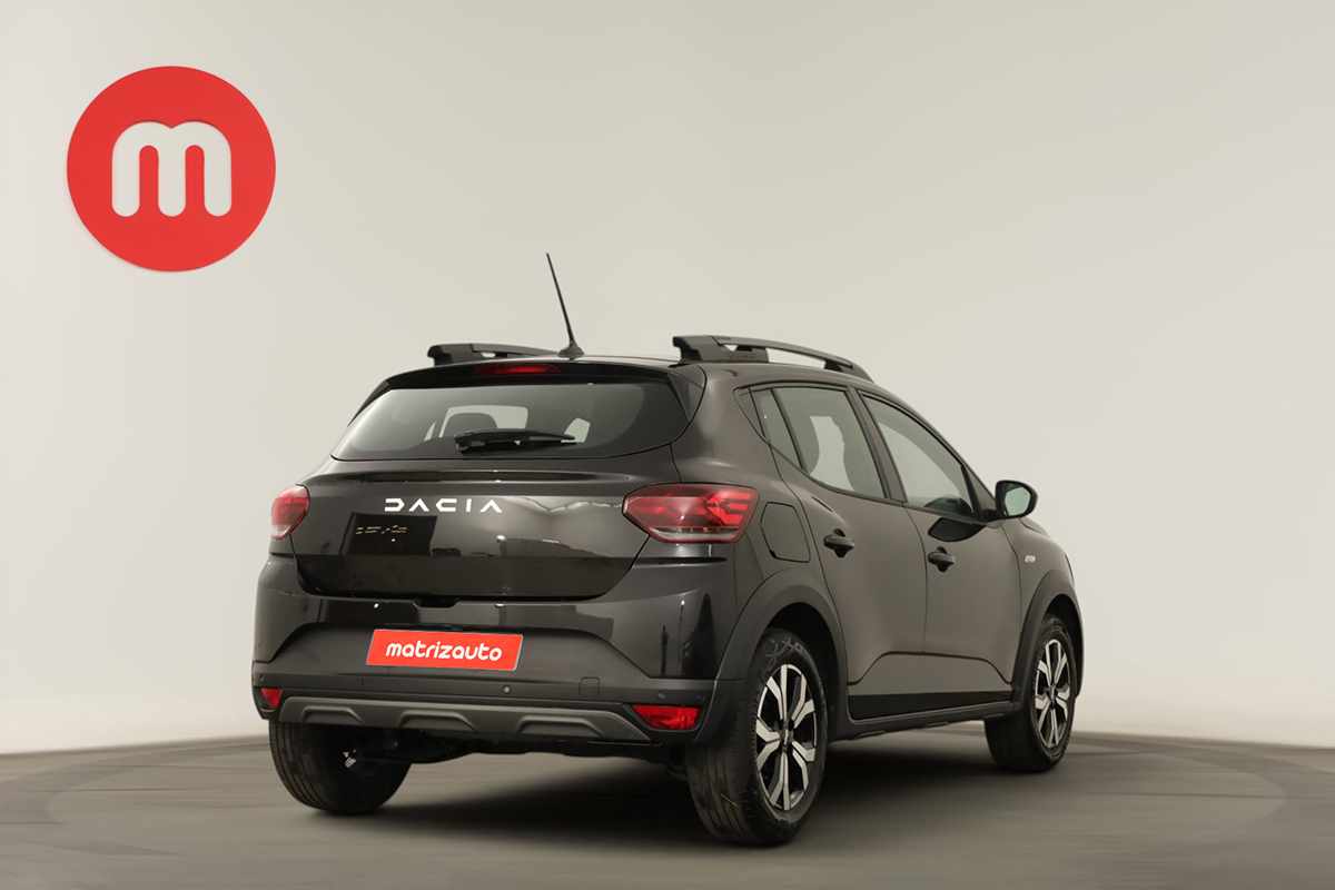 dacia-sandero-2024-gasolina-999cc