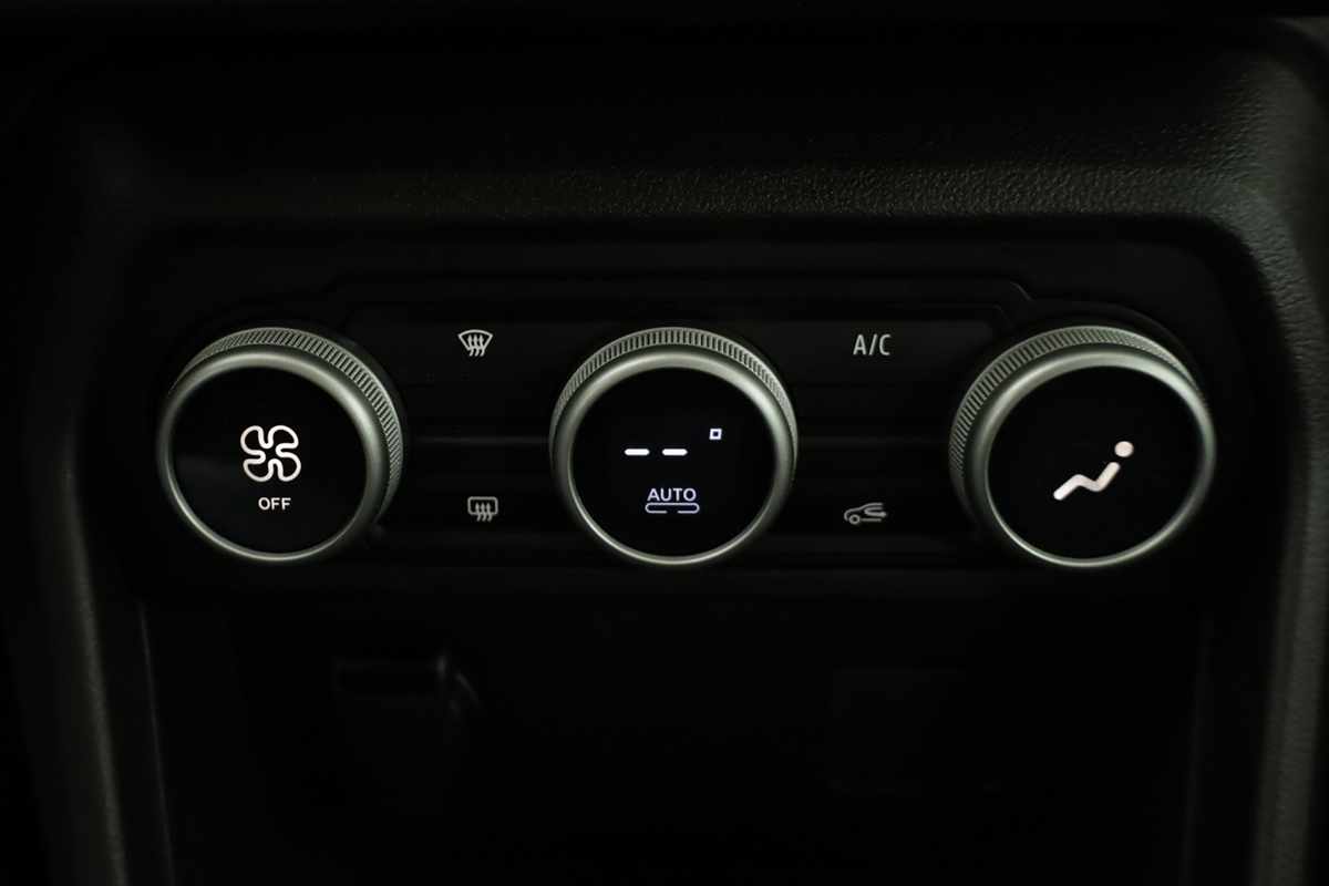 dacia-sandero-2024-gasolina-999cc