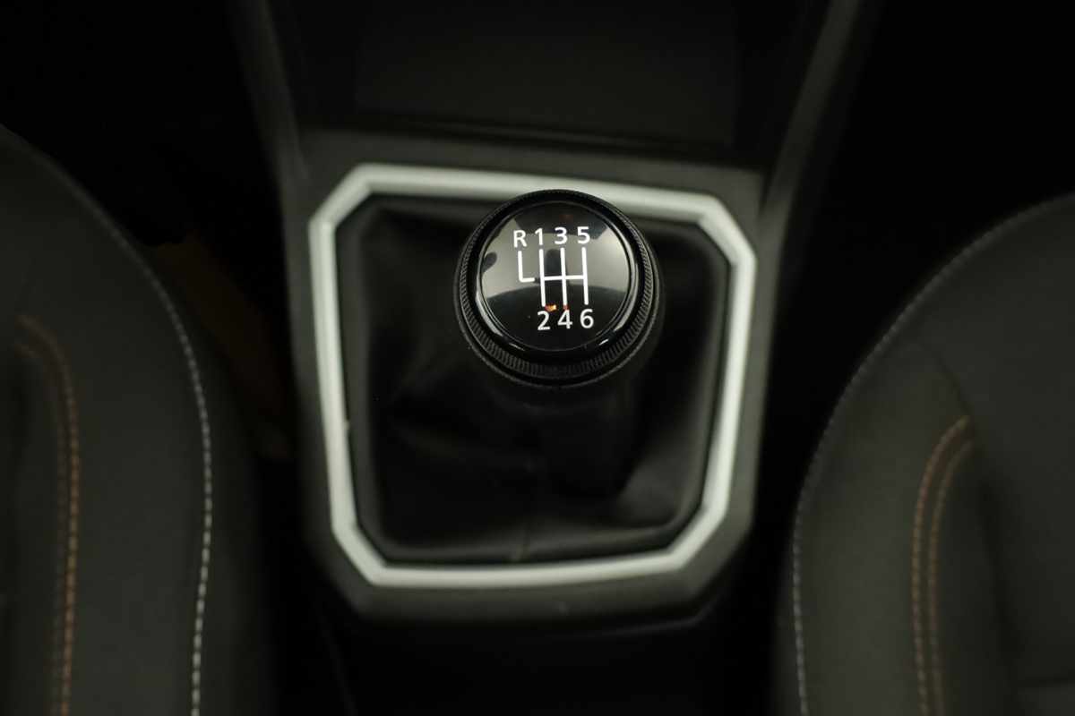 dacia-sandero-2024-gasolina-999cc