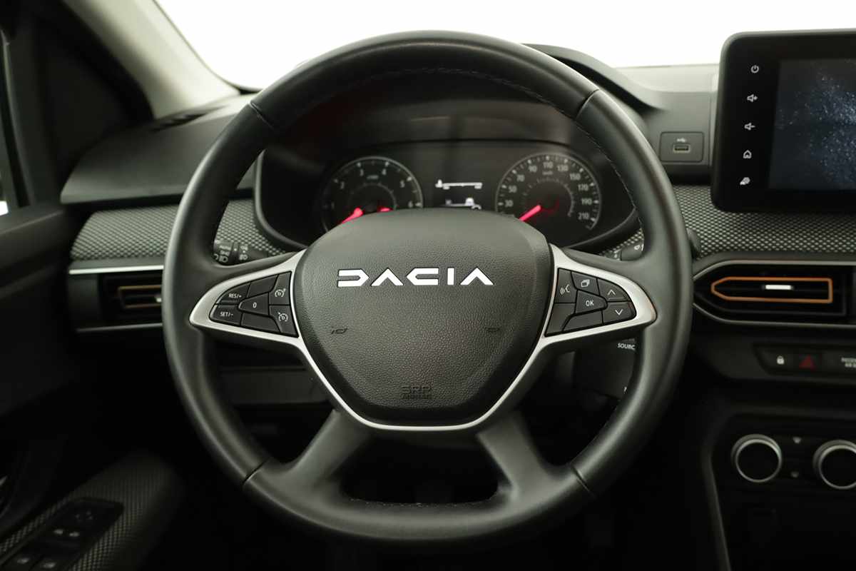 dacia-sandero-2024-gasolina-999cc