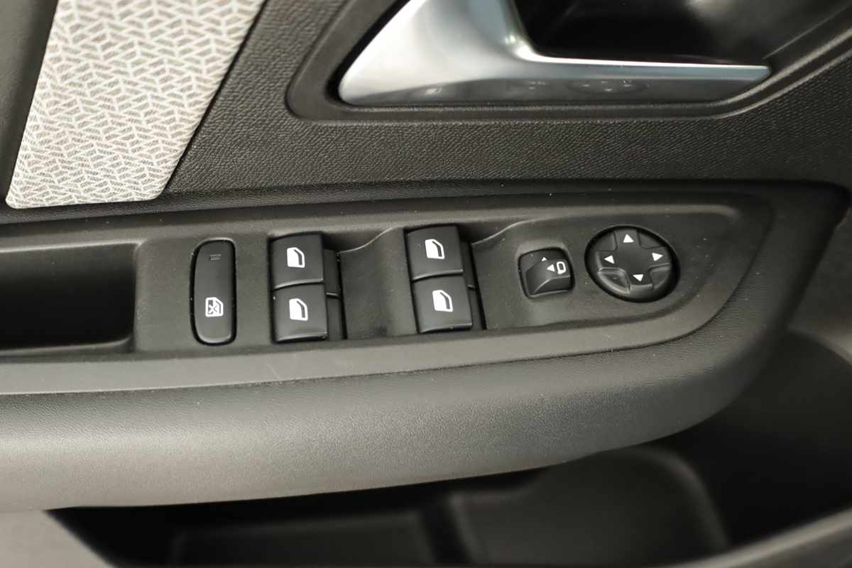 citroen-c4-2024-gasolina-1199cc