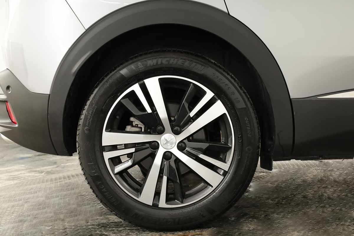 peugeot-3008-2024-gasolina-1199cc