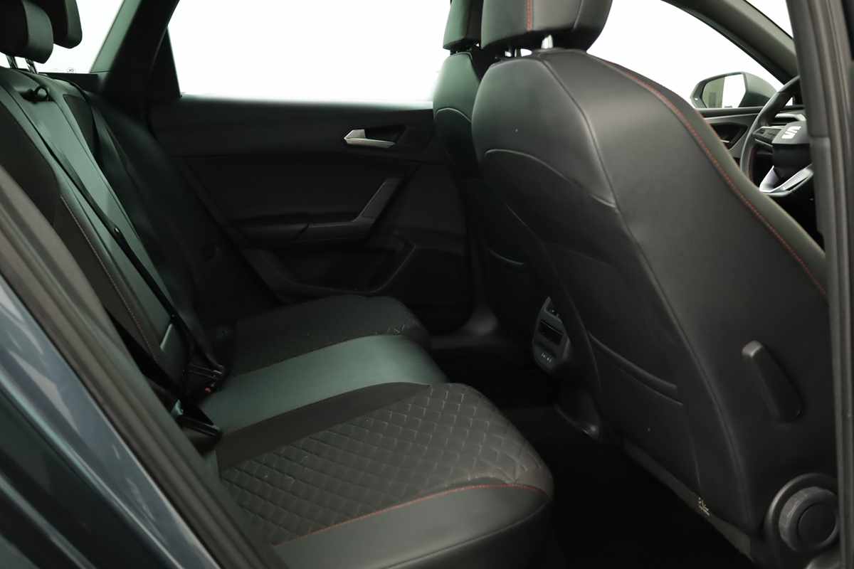 seat-leon-st-2025-hibrido-a-gasolina-1498cc