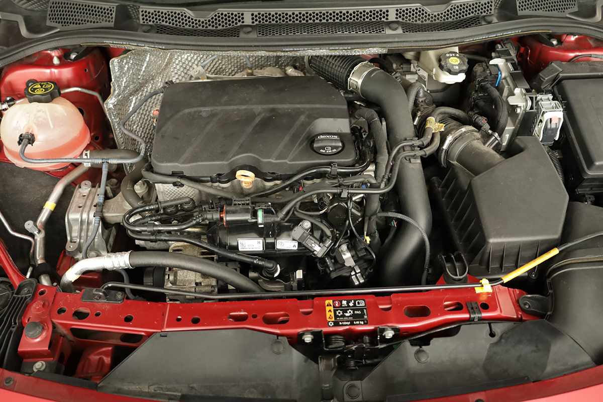 opel-astra-2019-gasolina-1199cc