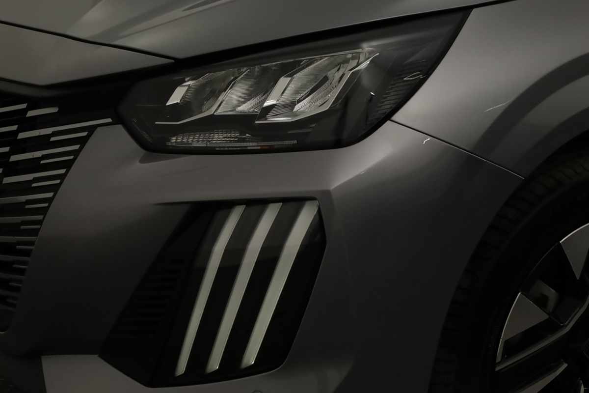 peugeot-e-208-2025-eletrico-0cc