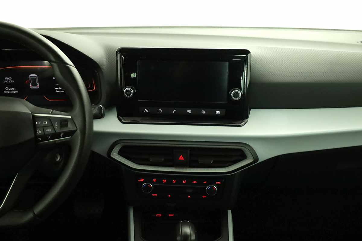 seat-arona-2023-gasolina-999cc