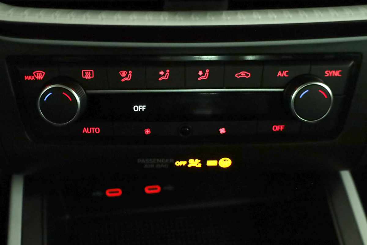 seat-arona-2023-gasolina-999cc