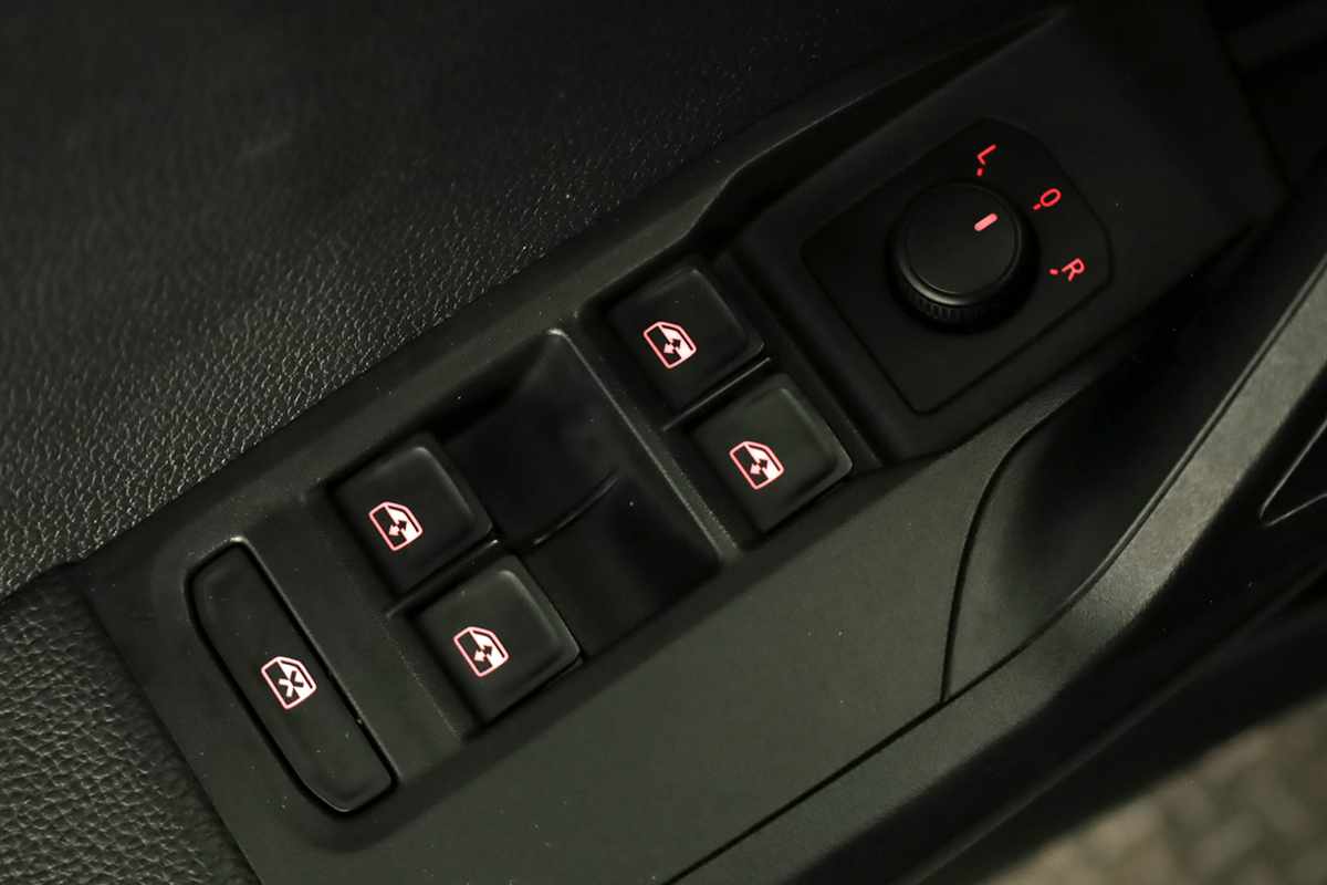 seat-arona-2023-gasolina-999cc