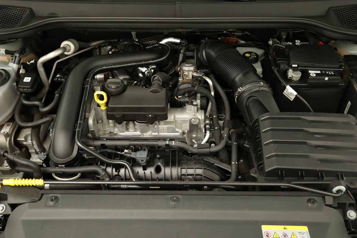 seat-arona-2023-gasolina-999cc