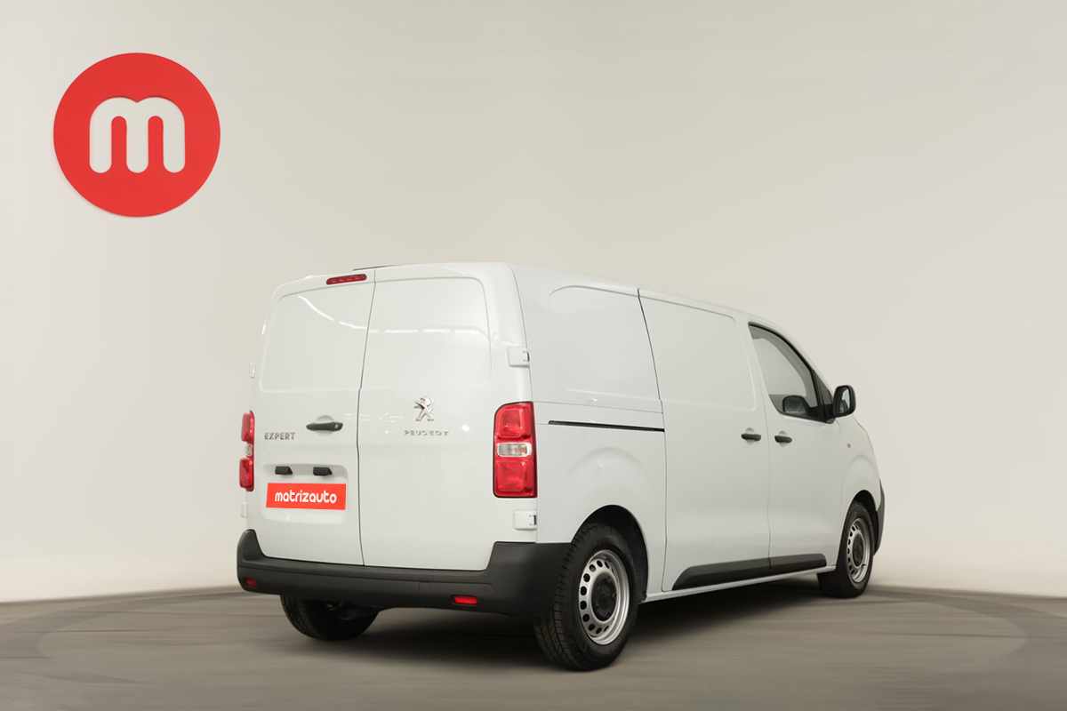 peugeot-expert-2024-diesel-1499cc