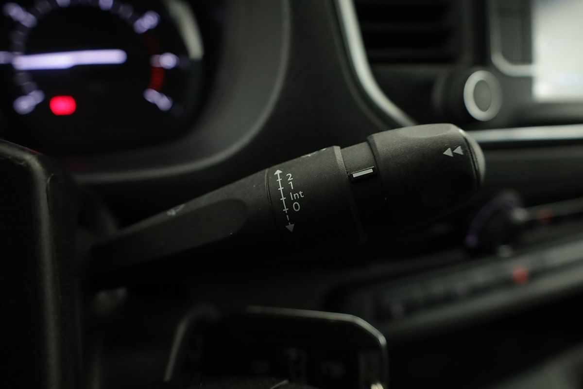 peugeot-expert-2024-diesel-1499cc