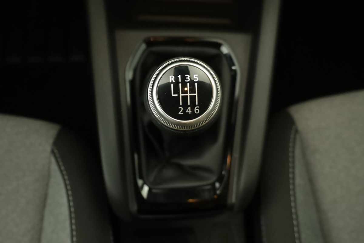 renault-clio-2024-gasolina-999cc