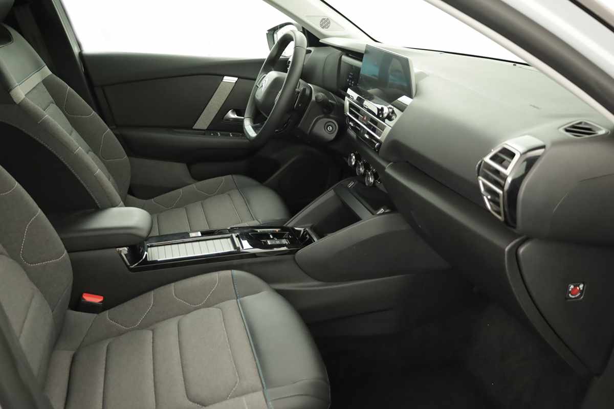 citroen-c4-2024-gasolina-1199cc