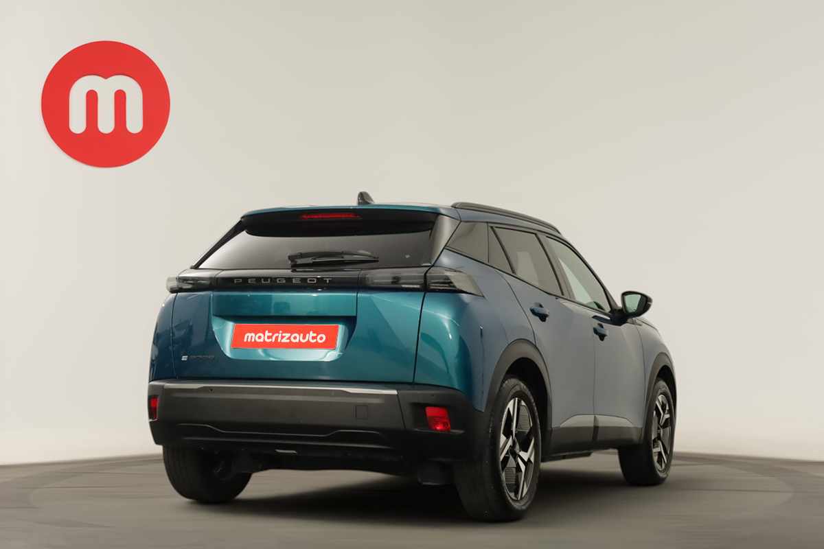 peugeot-e-2008-2025-eletrico-0cc