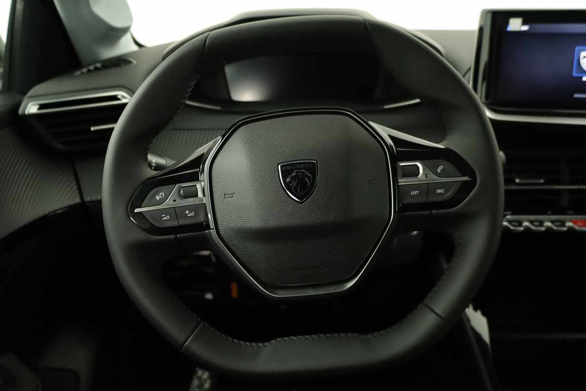 peugeot-208-2026-gasolina-1199cc