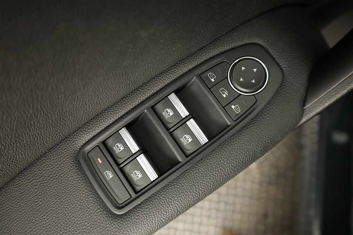 renault-captur-2024-gpl-999cc